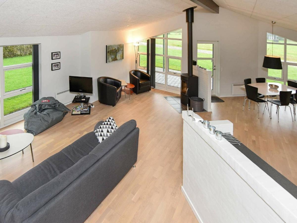 Luxurious Holiday Home In Hovborg With A Scenic View Luaran gambar